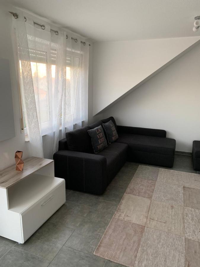 Apartment Victoria *